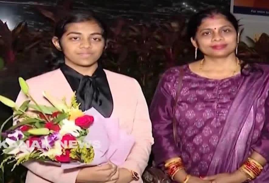 ସିବିଏସ୍‌ଇ ଦଶମ ପରୀକ୍ଷା ଫଳ: ଟିନା ରଥ ଦେଶରେ ଟପର୍‌