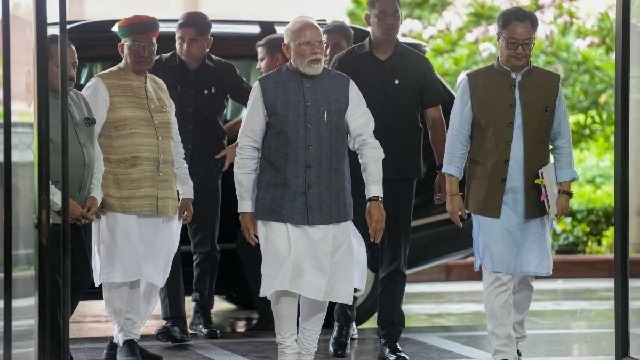ପେପର ଲିକ୍ କୁ ଘୋର ପାପ କହିଲେ ମୋଦି